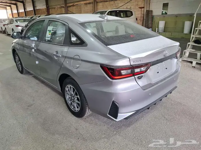 يارس 2026 ستاندر أبيض أو رمادي كاش وتمويل ميسر 8