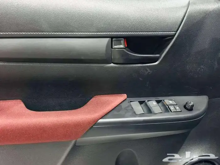 هايلوكس بريمي سلق 2025 بنزين 2.7 قير اتوماتيك دبل 6