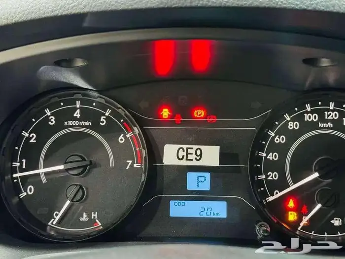 هايلوكس بريمي سلق 2025 بنزين 2.7 قير اتوماتيك دبل 18