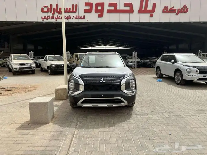 ميتسوبيشي اوتلاندر نص فل و فل كامل 2025 2