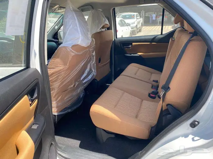 تويوتا فورتشنر GX2 بنزين دبل و بدون سعودى موديل 2025 10