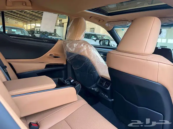 لكزس ES250 AA 2025 كاش واقساط ودفعتين 5