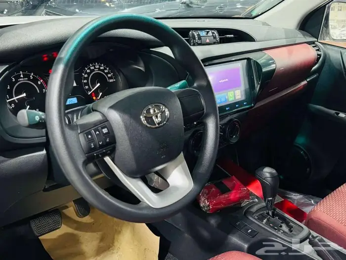 هايلوكس بريمي سلق 2025 بنزين دبل2.7 قير اتوماتيك 6