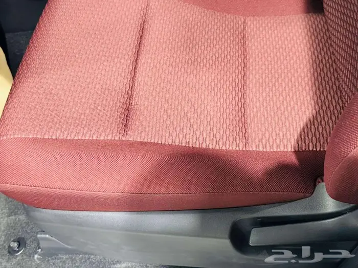 هايلوكس بريمي سلق 2025 بنزين دبل2.7 قير اتوماتيك 9