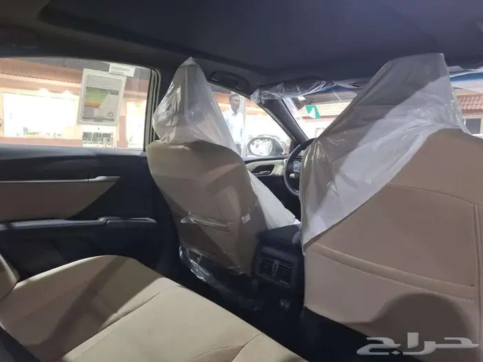 تويوتا كامري LE HEV هايبرد 2025 11