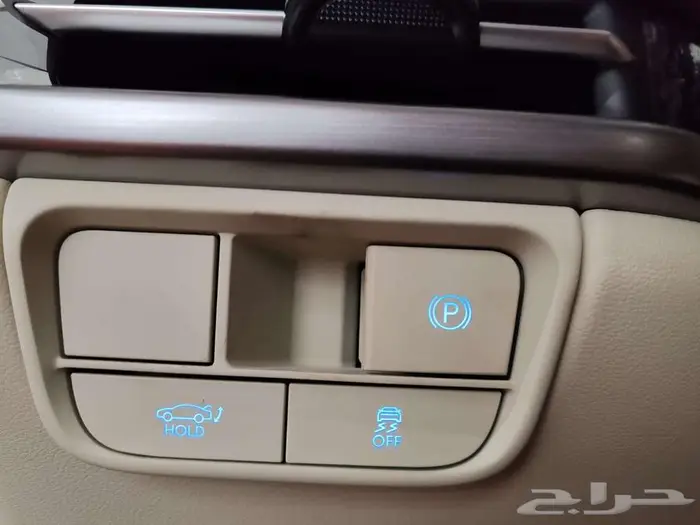 هيونداي ازيرا كاليجرافي 2025 11