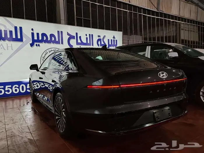 هيونداي ازيرا كاليجرافي 2025 4