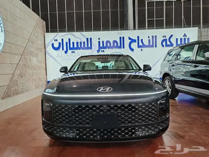 هيونداي ازيرا كاليجرافي 2025 0