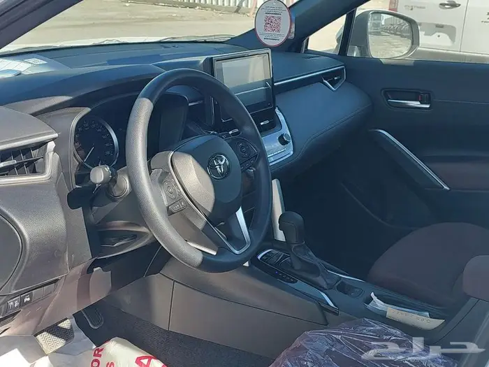 تويوتا كورولا كروس XLE نص فل 2025 سعودي 2