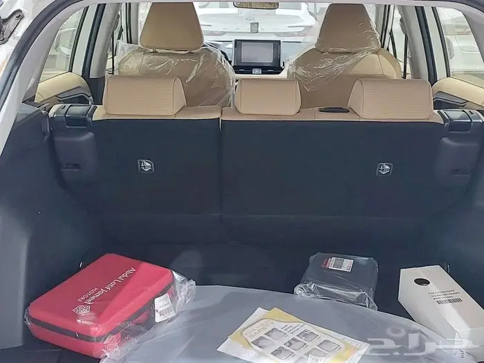 تويوتا راف فور LE دفع رباعي بنزين 2025 11