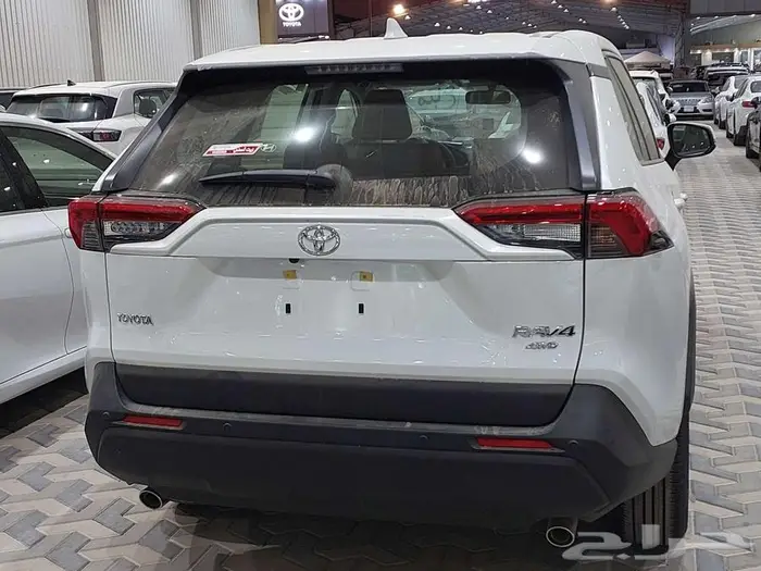 تويوتا راف فور LE دفع رباعي بنزين 2025 8