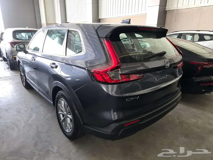 هوندا C_RV موديل 2025 سعودي 2