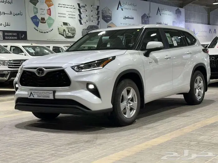 تويوتا هايلاندر LE 4X2 هايبرد 2025 1