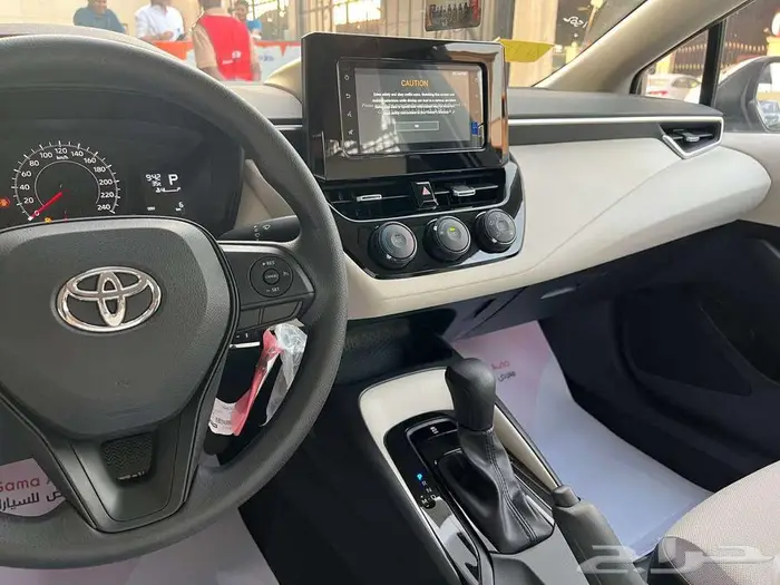تويوتا كورولا XLI 2.0 طيس بنزين 2025 كاش واقساط ودفعتين 7