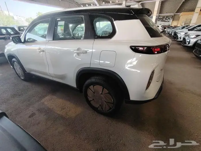 اوربان كروزر GLX موديل 2025 بنزين حبه فقط 8