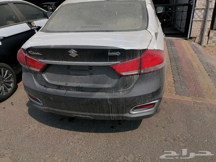 سوزوكي سياز فل كامل 2025 GLX ومتوفر 23 فل كامل 12