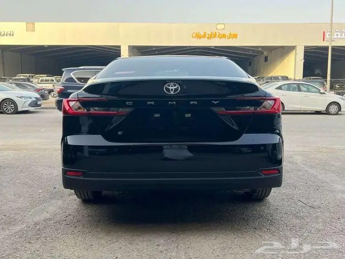 كامري استندر بنزين 2025 عبداللطيف صادر لوحات 3