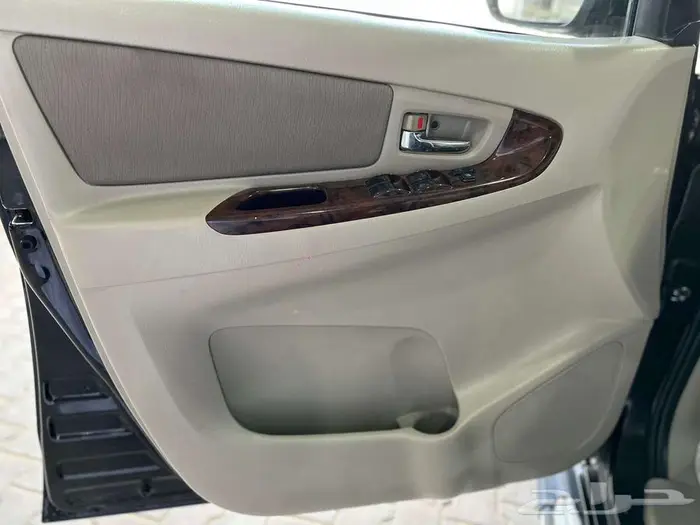 تويوتا انوفا 2013 16