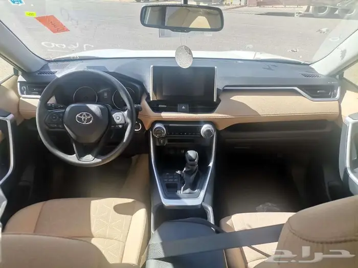 تويوتا راف فور دبل فتحة و بدون فتحة 2025 1