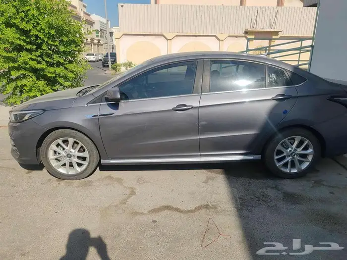 شيري اريزو 6 برو - 2023 - ماشي 60 الف 5