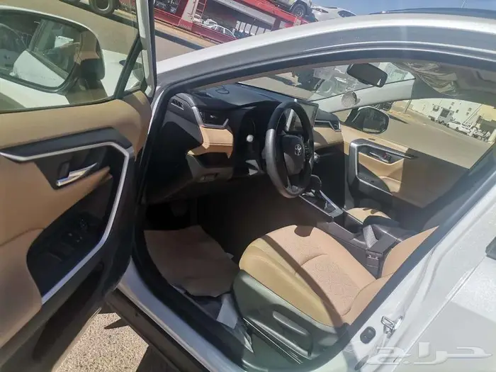 تويوتا راف فور دبل فتحة و بدون فتحة 2025 2