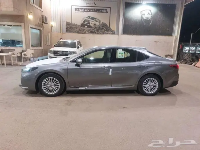 تويوتا كامري LE بنزين 2025 سعودي 2