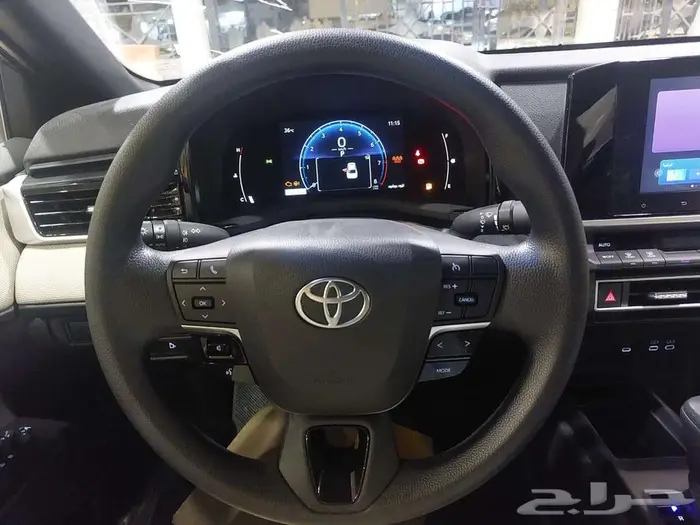 تويوتا كامري E بنزين جنوط 2025- سعودي 6