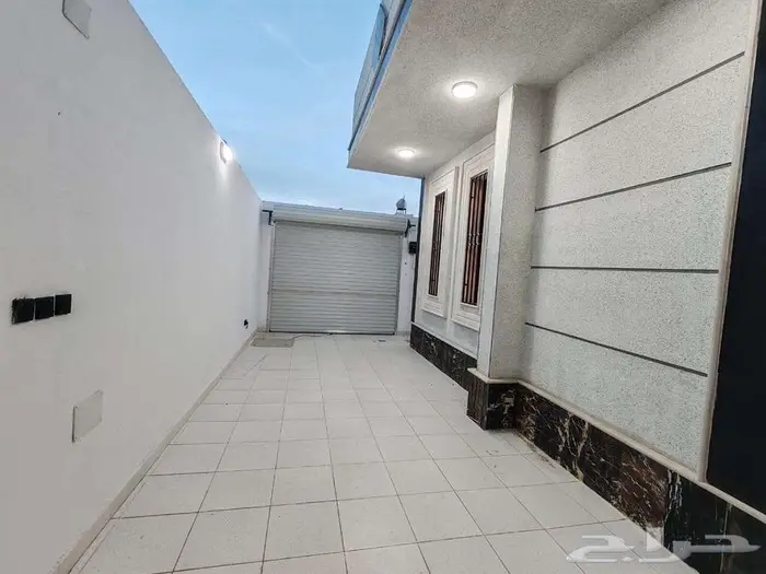 متوفر أدوار نص ارض منفصله 16