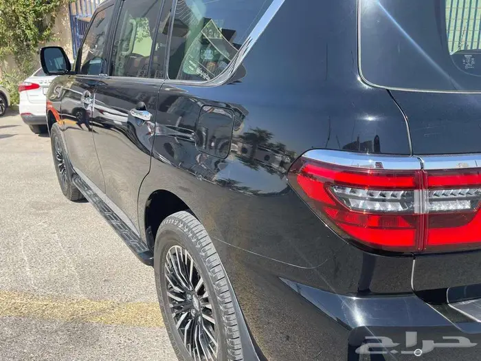 نيسان باترول بلاتينويوم 2023 ماشي 60 الف 6