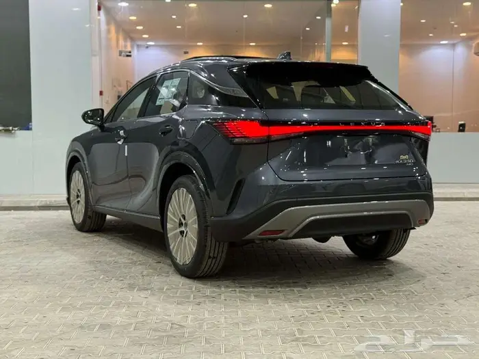 لكزس RX 350 BB بنزين 2025 - داخلي جملي ( أقل سعر ) 17