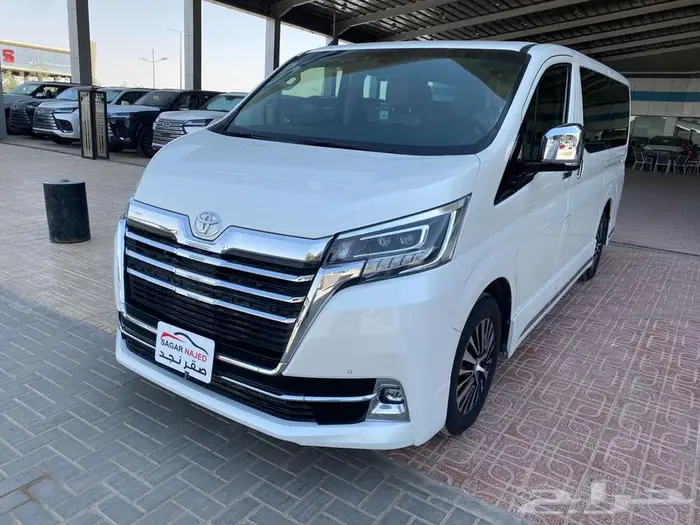 تويوتا جرانفيا بنزبن 2020 مستخدم 1