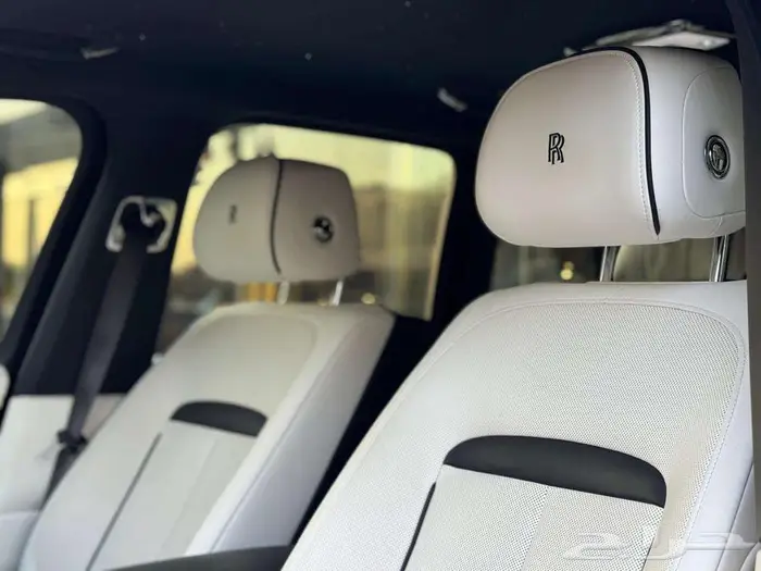 رولز رويس كولينان بلاك بادج 2023 مستخدم 6