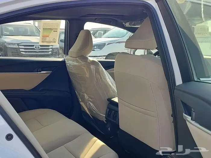 تويوتا كامرى LE بنزين موديل 2025 5