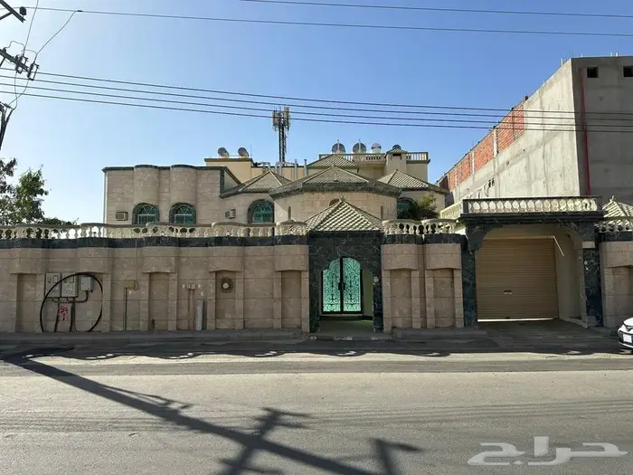 فلة مميزه للايجار والاستثمار 0