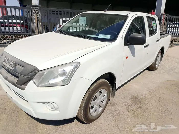 ايسوزو غمارتين ستاندر زجاج كهربائي موديل 2026 2