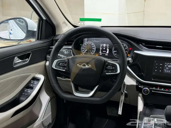 شيري اريزو 5 2025 9