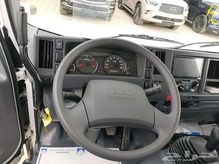 ايسوزو قلاب 3 طن موديل 2025 3