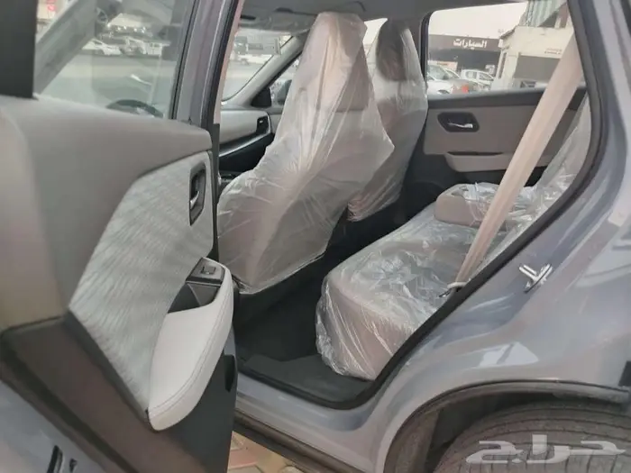 نيسان اكس تريل استندر 5 مقاعد 2026 بدون دبل 5