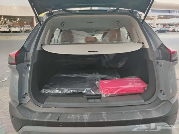 نيسان اكس تريل استندر 5 مقاعد 2026 بدون دبل 3