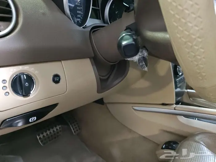 مرسيدس جيب رياضي جفالي ML63 AMG 2006 26