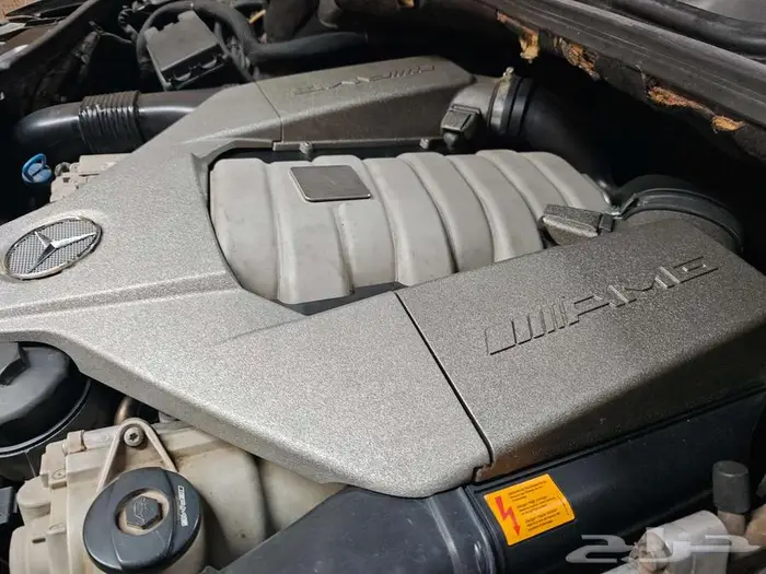 مرسيدس جيب رياضي جفالي ML63 AMG 2006 32