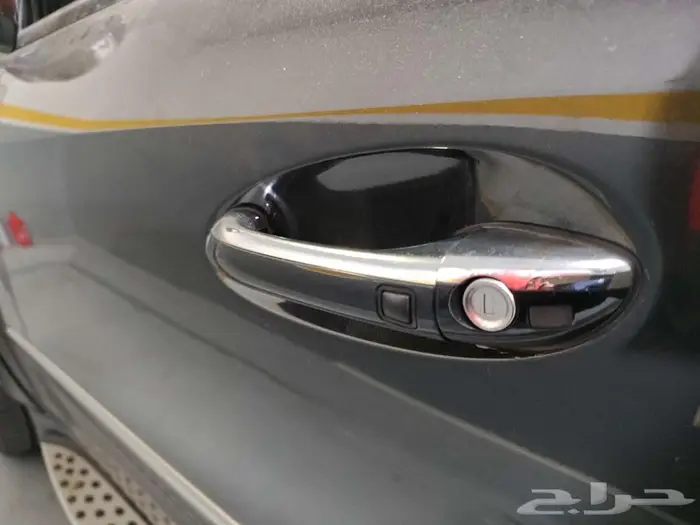 مرسيدس جيب رياضي جفالي ML63 AMG 2006 29