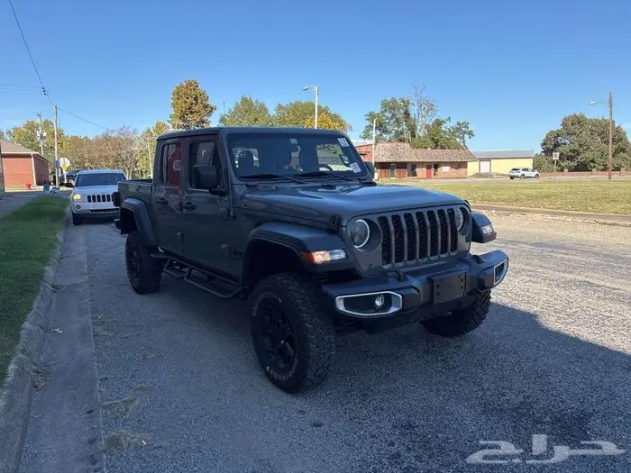 2021 Jeep Gladiator SPORT 1
