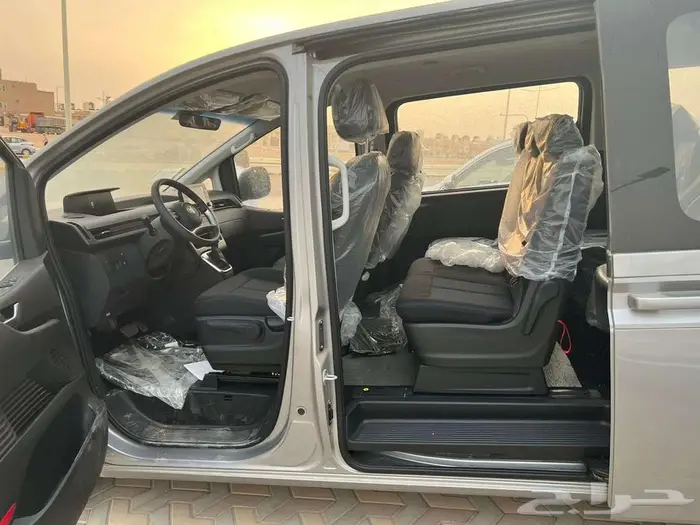 هيونداي ستاريا 11 راكب ديزل 2025 لمبيعات المعارض والجملة 1