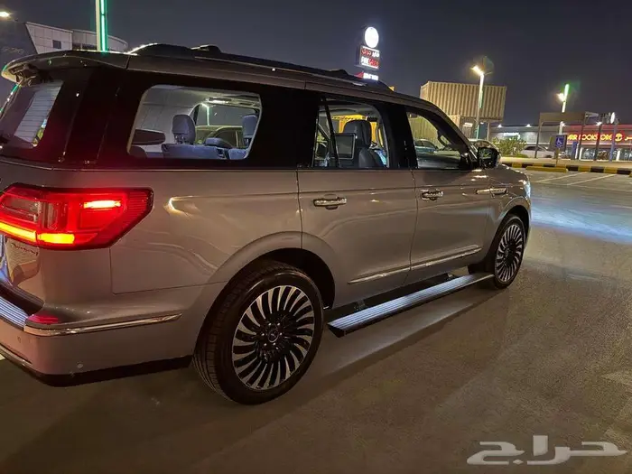 Lincoln Navigator Presidential 6