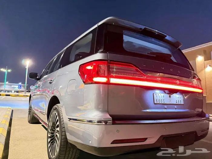 Lincoln Navigator Presidential 10