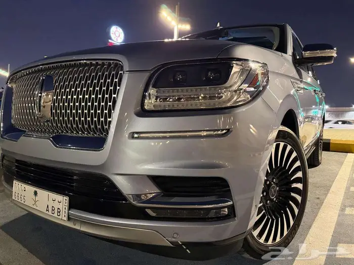 Lincoln Navigator Presidential 4