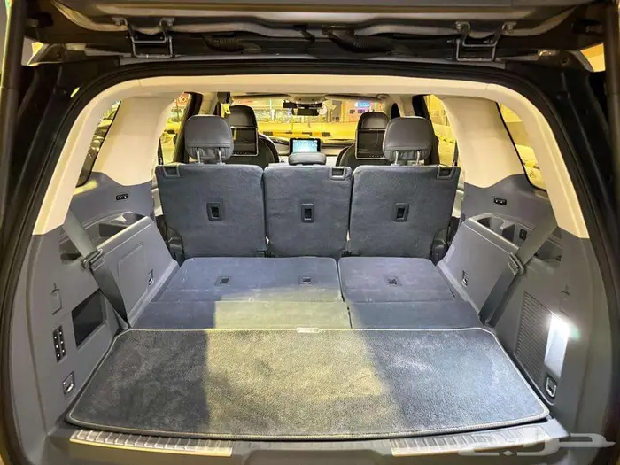 Lincoln Navigator Presidential 13