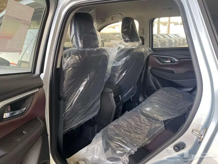 تويوتا اوربان كروزر GL 2026استاندر لدى الفريدي 1