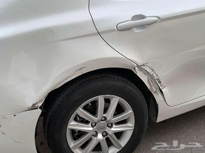 تويوتا كامري أبيض هايبرد 2019 8